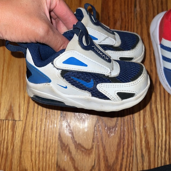 5T sneaker bundle - Picture 2 of 7